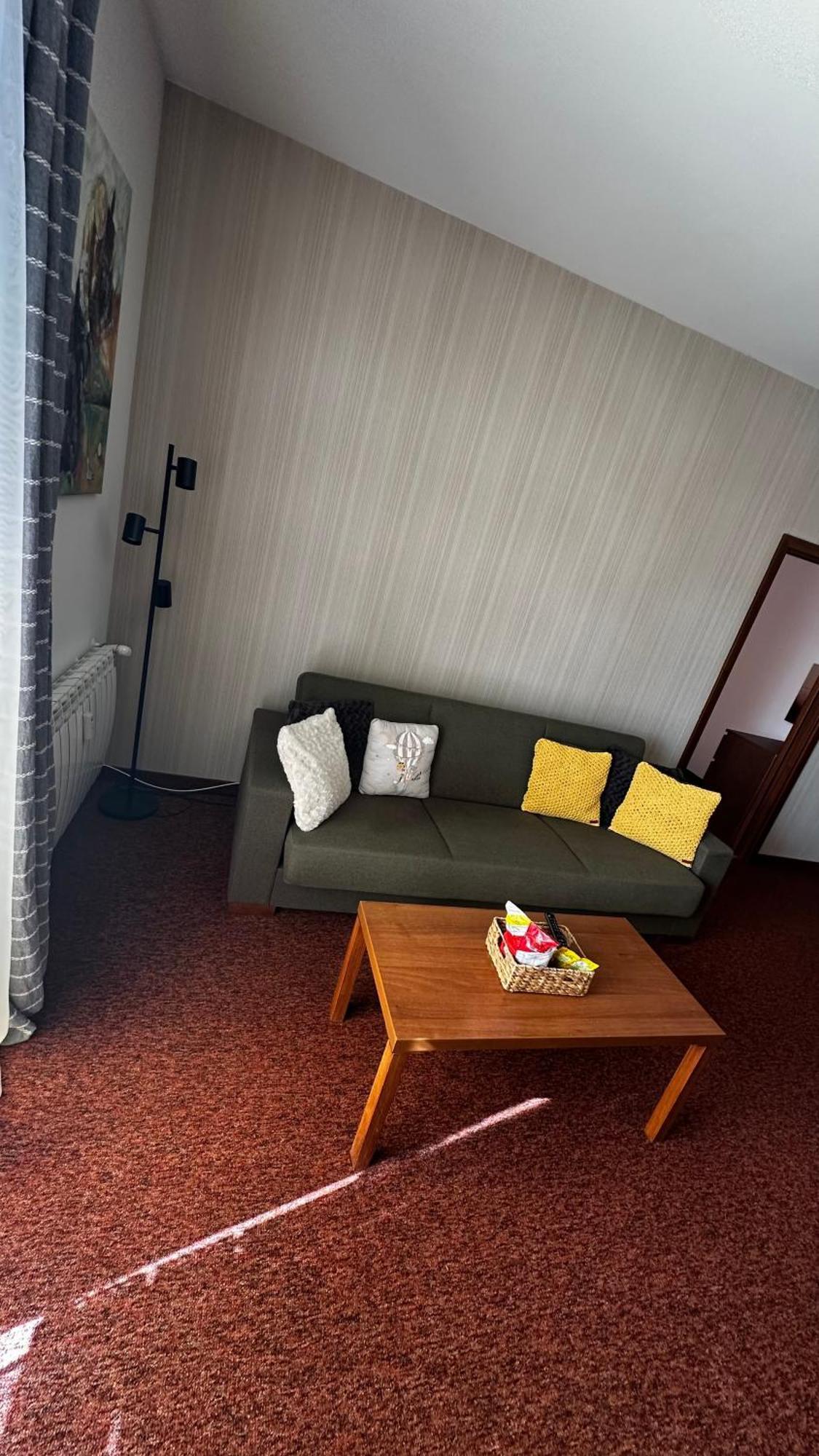 Apartmany Timea B 201 เวลคา ลอมนิตซา ภายนอก รูปภาพ